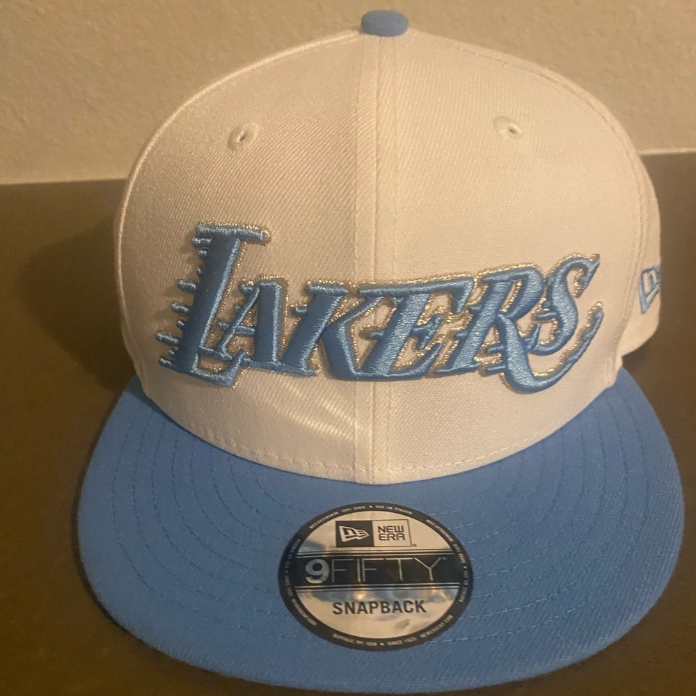 Lakers snap back hat with embroidered ad signature